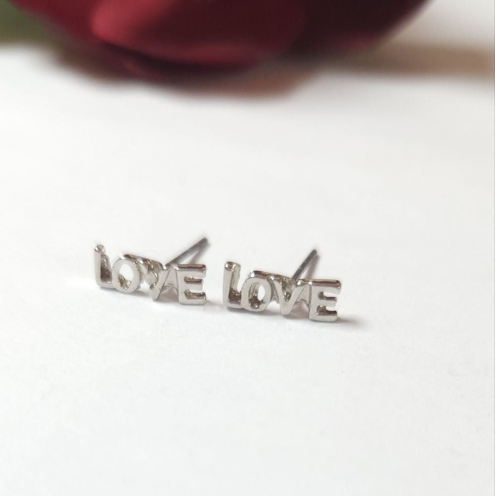Dainty Silver LOVE Stud Earrings Word Earrings - Picture 2 of 9